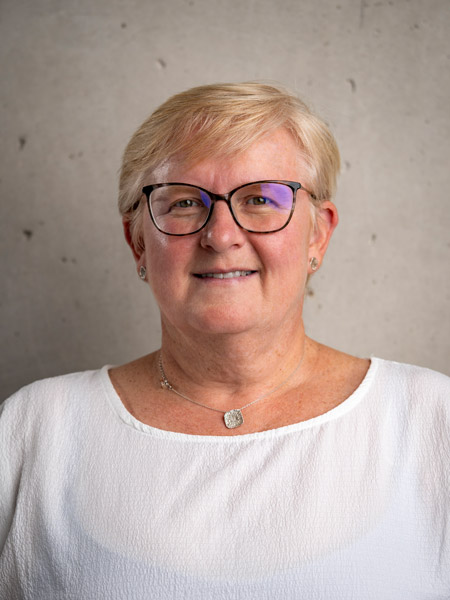 Manuela Bruckner, DI
